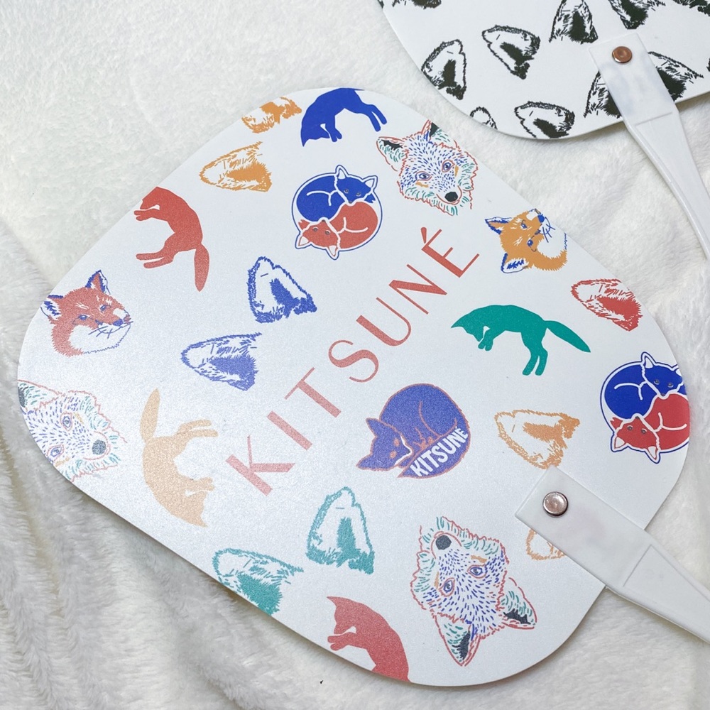 new Maison Kitsune decorative fans - Picture 4 of 5
